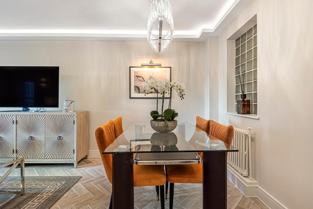 Luxury Living In Knightsbridge Private Balcony View Of Harrods, 2Br2Ba With Ac London Exterior foto