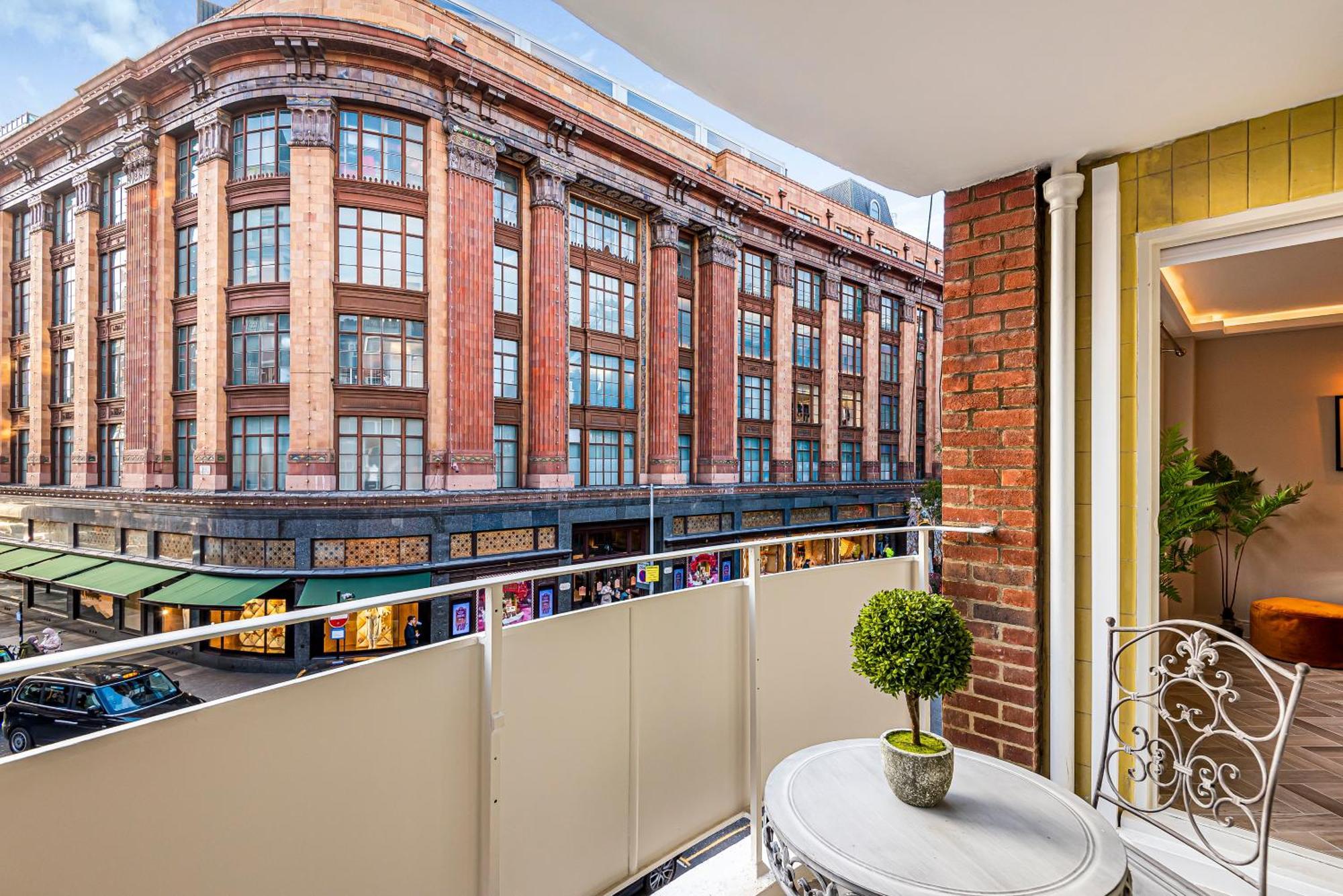 Luxury Living In Knightsbridge Private Balcony View Of Harrods, 2Br2Ba With Ac London Exterior foto